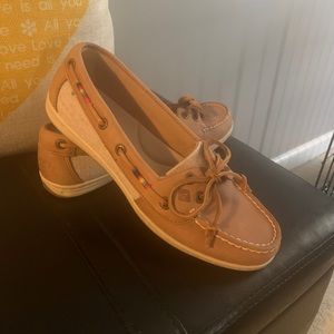 Women’s Sperrys